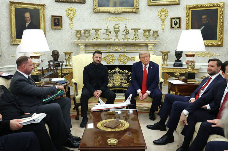 WASHINGTON, DC - AUGUST 18: U.S. President Donald Trump meets with Ukrainian President Volodymyr Zelensky at the White House on August 18, 2025 in Washington, DC. President Trump is hosting President Zelensky in the Oval Office at the White House for a bilateral meeting and later an expanded meeting with European leaders to discuss a peace deal between Russia and Ukraine. (Photo by Anna Moneymaker/Getty Images)